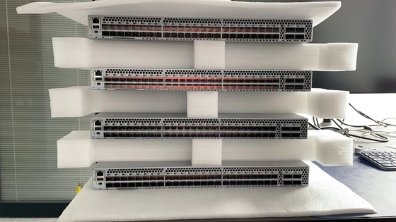 Переключатель сети предприятий порта 32Gb/S переключателя 24 оптического волокна Dell Connectrix DS6620B
