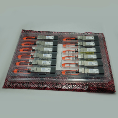Finisar FTL410QD4C 40GBASE-SR4/проламывание 10GBASE-SR 300m QSFP+ Gen4 к локальным сетям 10GBASE-SR