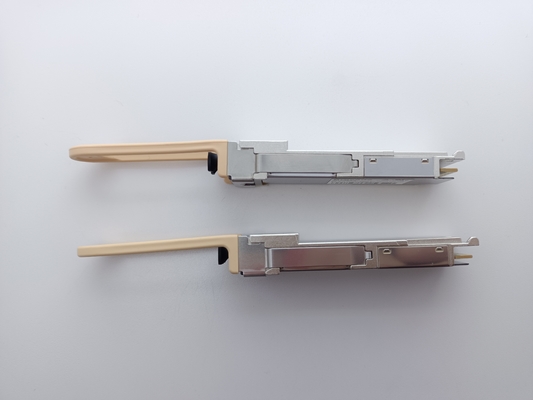 Модуль QSFP+-передатчика