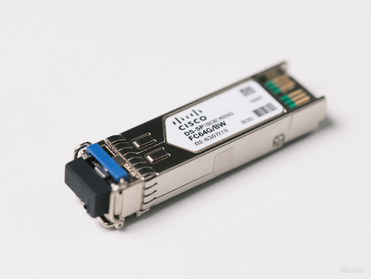 Совершенно новый оригинальный бренд DS-SFP-FC64G-SW, горячо продаваемое оптоволоконное оборудование для центров обработки данных ИИ