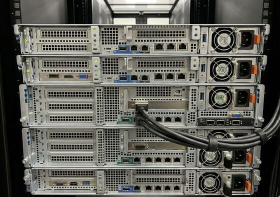 Mellanox MCX75310AAS-NEAT ConnectX-7 400Gb/s NDR InfiniBand Single Port OSFP PCIe 5.0 x16 Сетевая карта для сервера ИИ