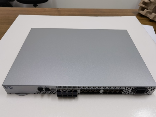 24 гаван переключателя DS-300B САН парчи 8G DELL EMC для Connectrix b