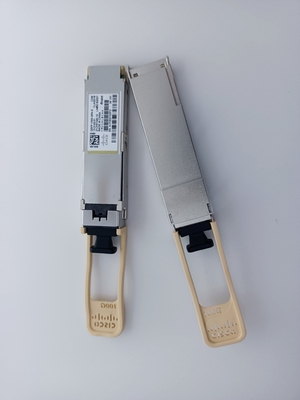 Модуль QSFP-100G-SR4-S TAA 100GBase-SR4 QSFP28 100m Cisco оптически